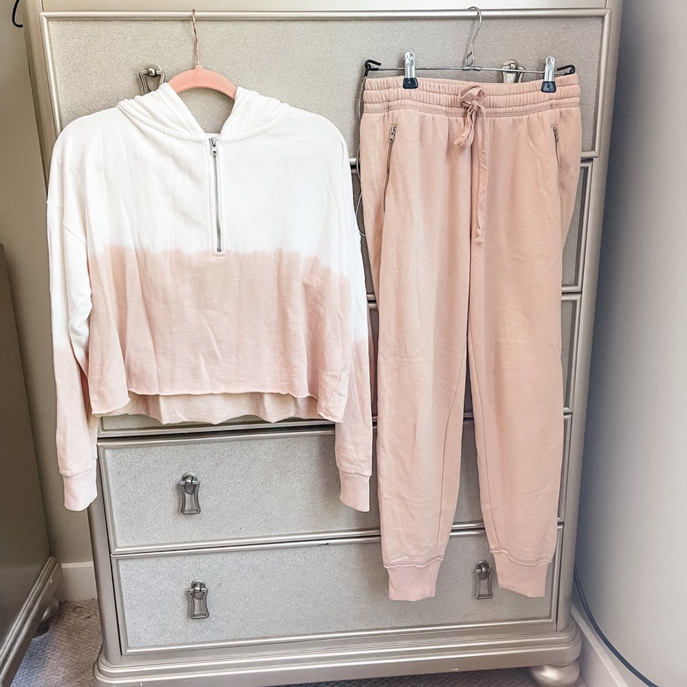 Aerie | Nude/White Sweatsuit Set